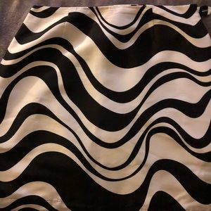 Grace Elements Silk Mini skirt super cute NWOT 14P